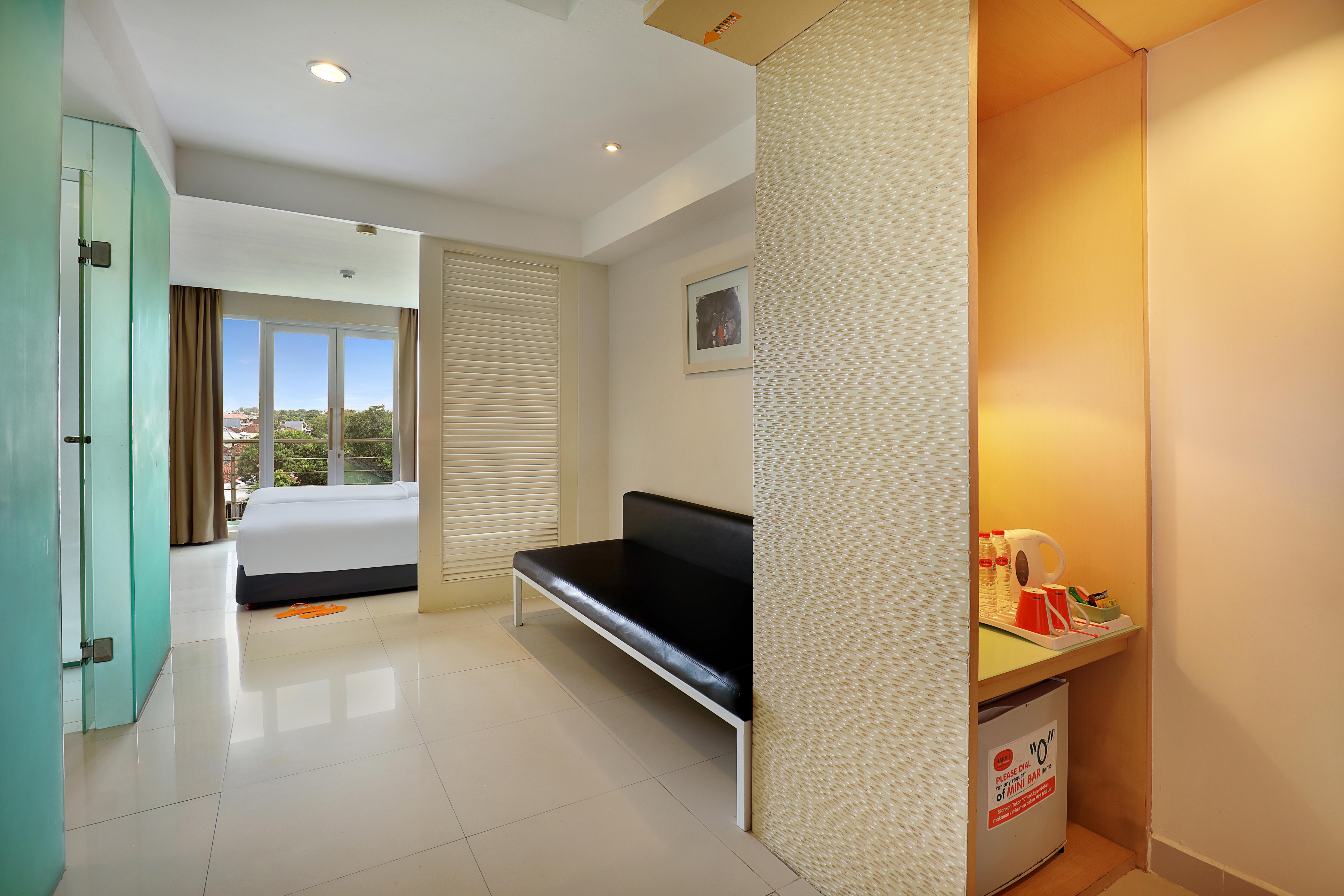 Harris Hotel & Residences Riverview Kuta, Bali กูตา ภายนอก รูปภาพ