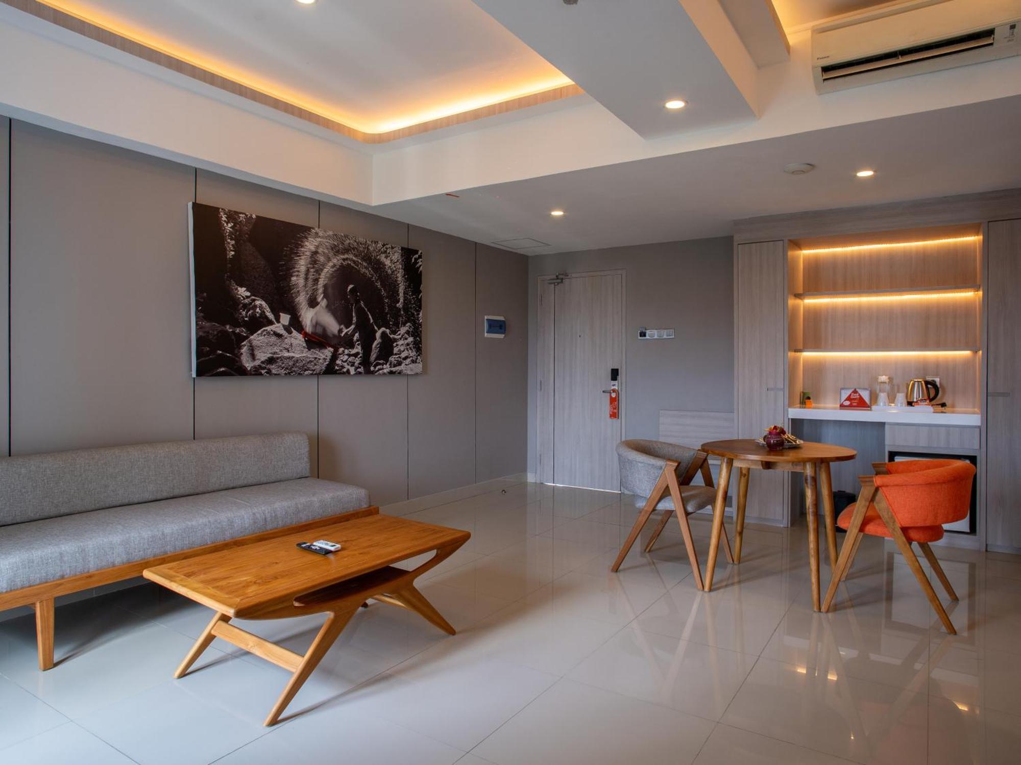 Harris Hotel & Residences Riverview Kuta, Bali กูตา ภายนอก รูปภาพ