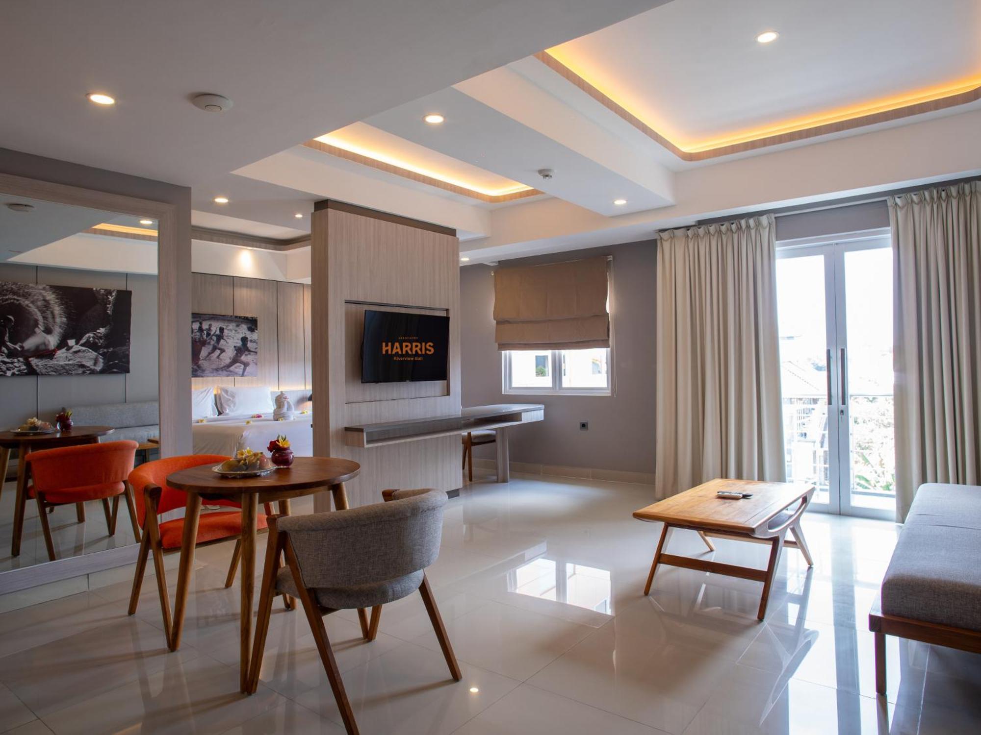 Harris Hotel & Residences Riverview Kuta, Bali กูตา ภายนอก รูปภาพ