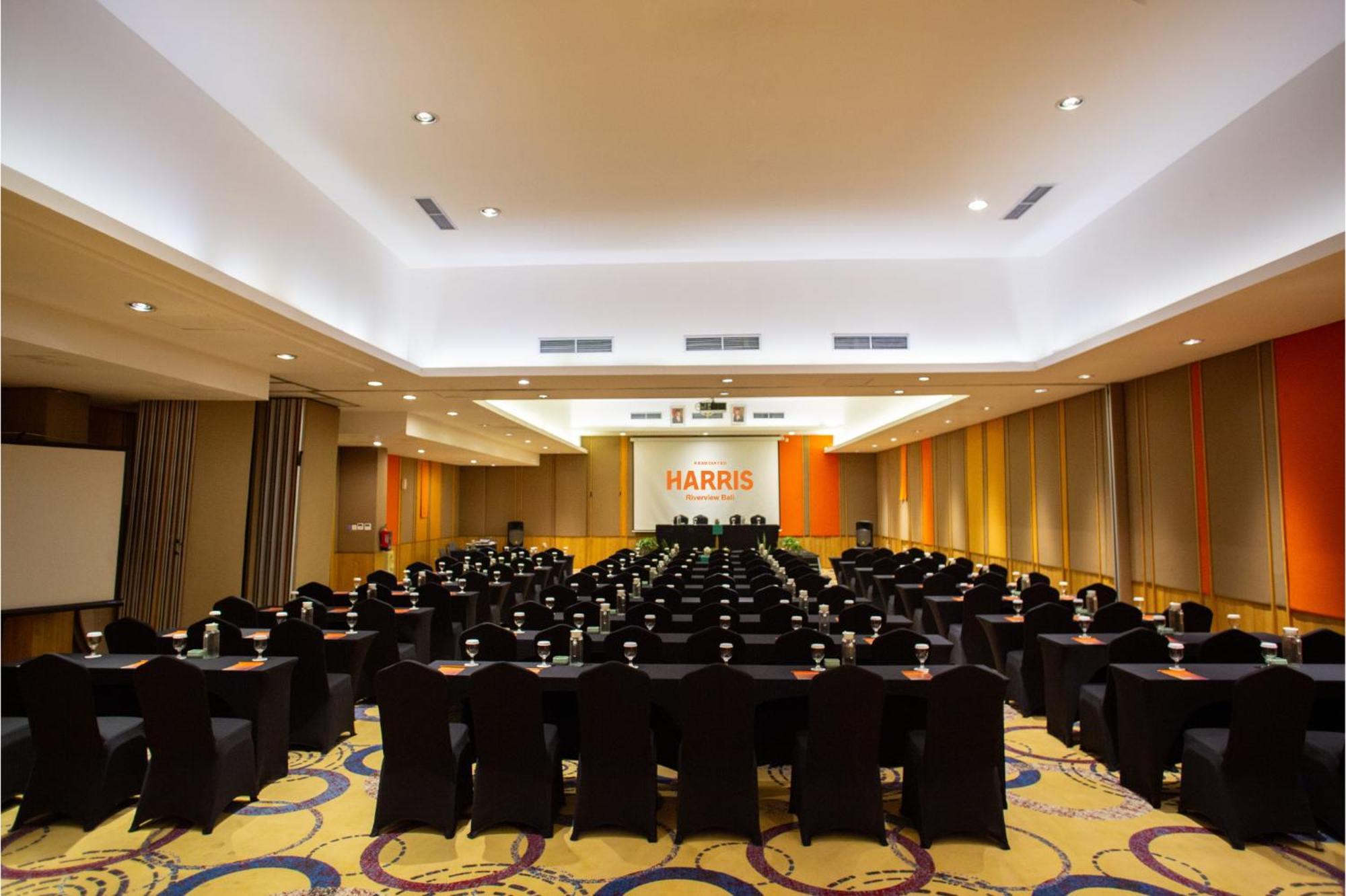 Harris Hotel & Residences Riverview Kuta, Bali กูตา ภายนอก รูปภาพ