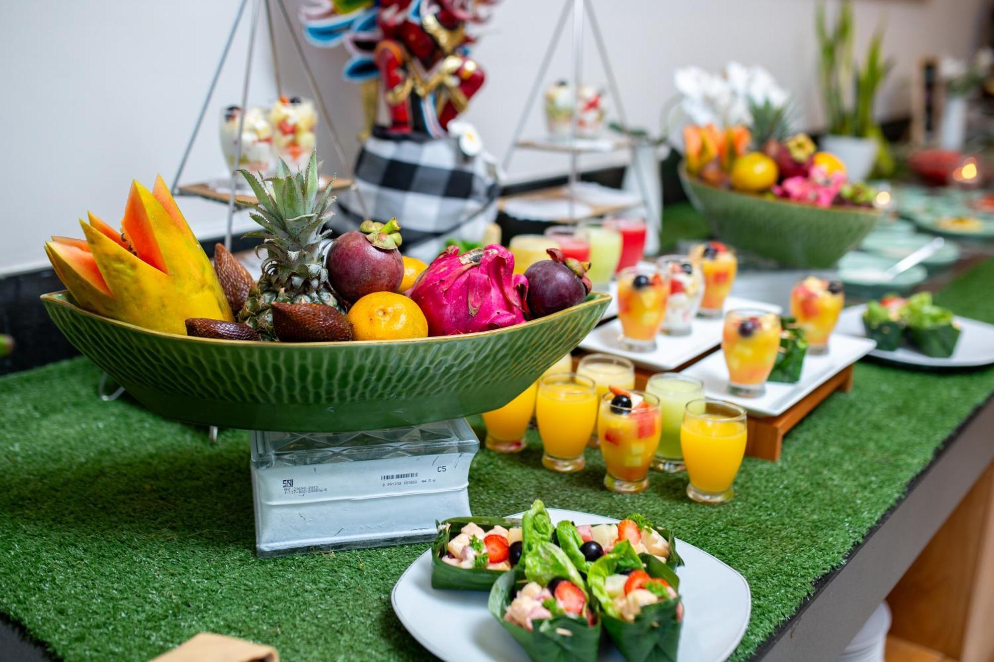 Harris Hotel & Residences Riverview Kuta, Bali กูตา ภายนอก รูปภาพ