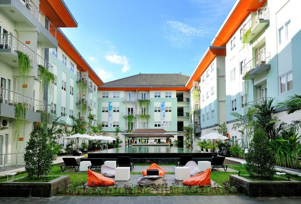 Harris Hotel & Residences Riverview Kuta, Bali กูตา ภายนอก รูปภาพ